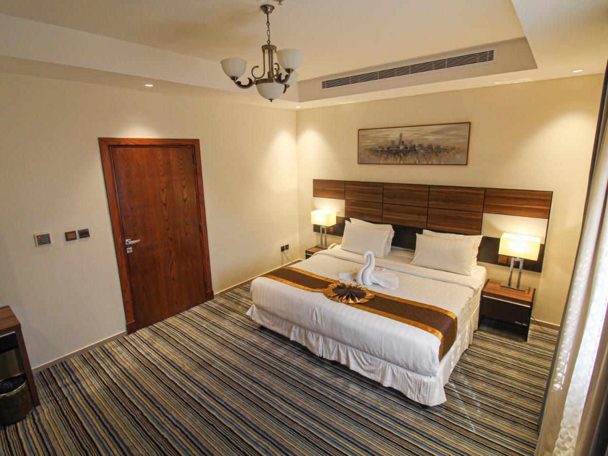 Friesian Hotel Suites Джедда Экстерьер фото
