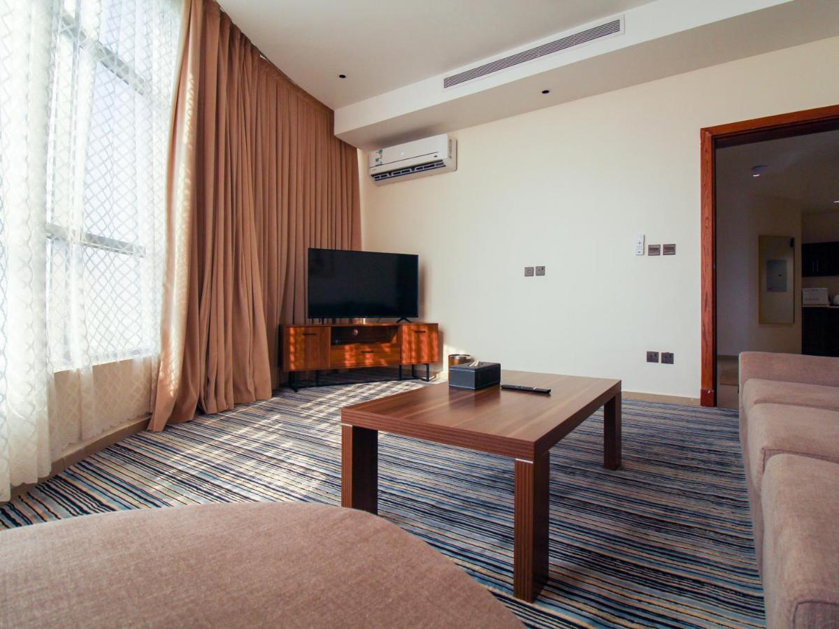 Friesian Hotel Suites Джедда Экстерьер фото