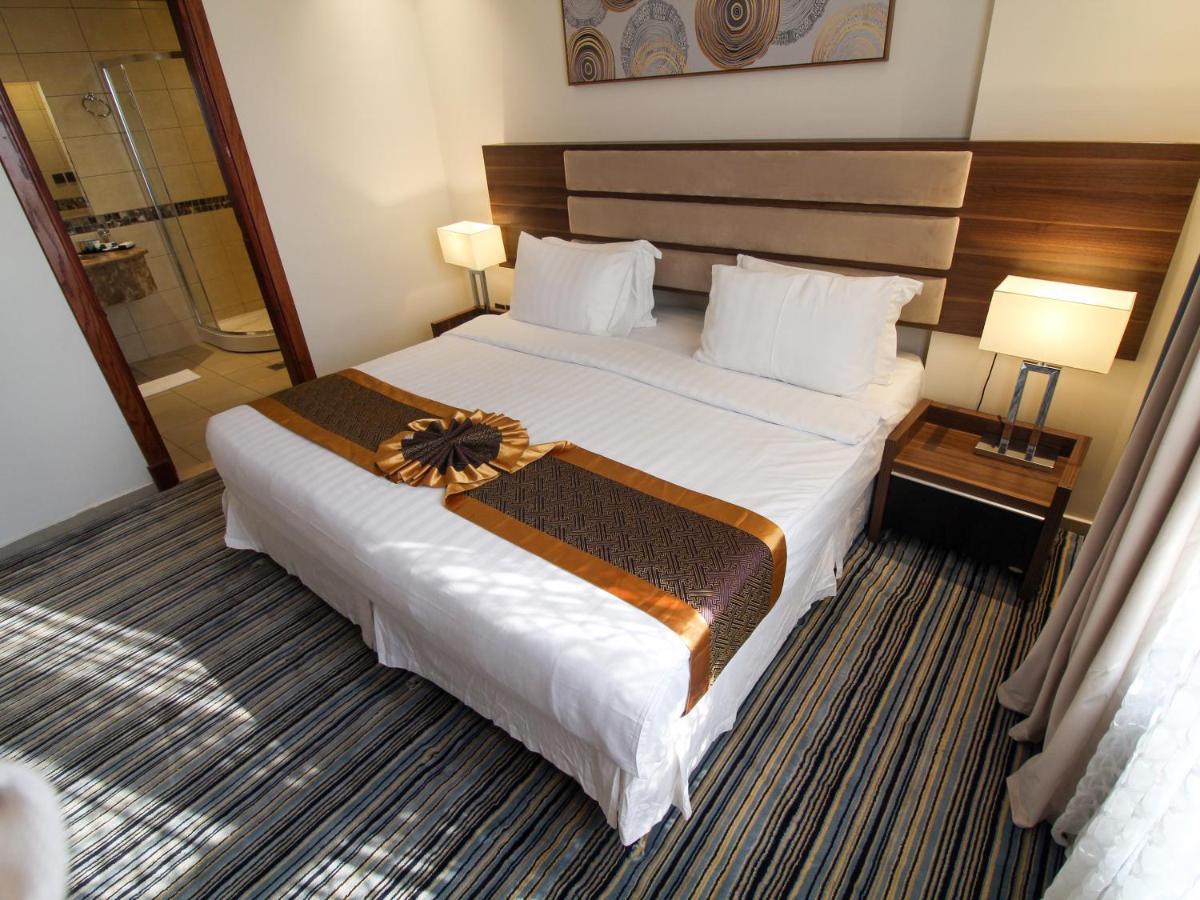 Friesian Hotel Suites Джедда Экстерьер фото