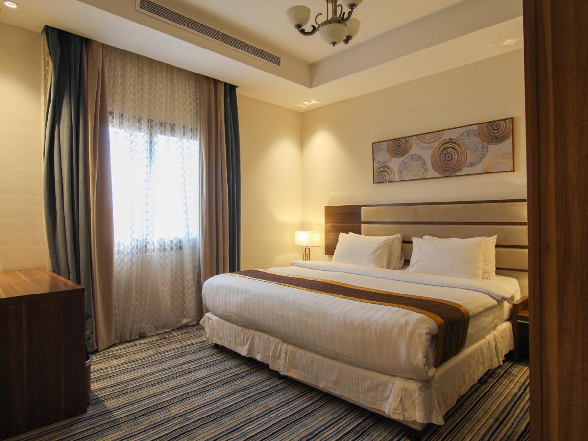 Friesian Hotel Suites Джедда Экстерьер фото